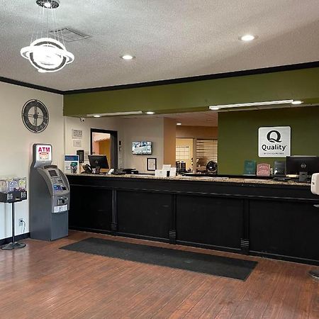 Quality Inn Frontier At Us Hwy 30 Clinton Exteriör bild